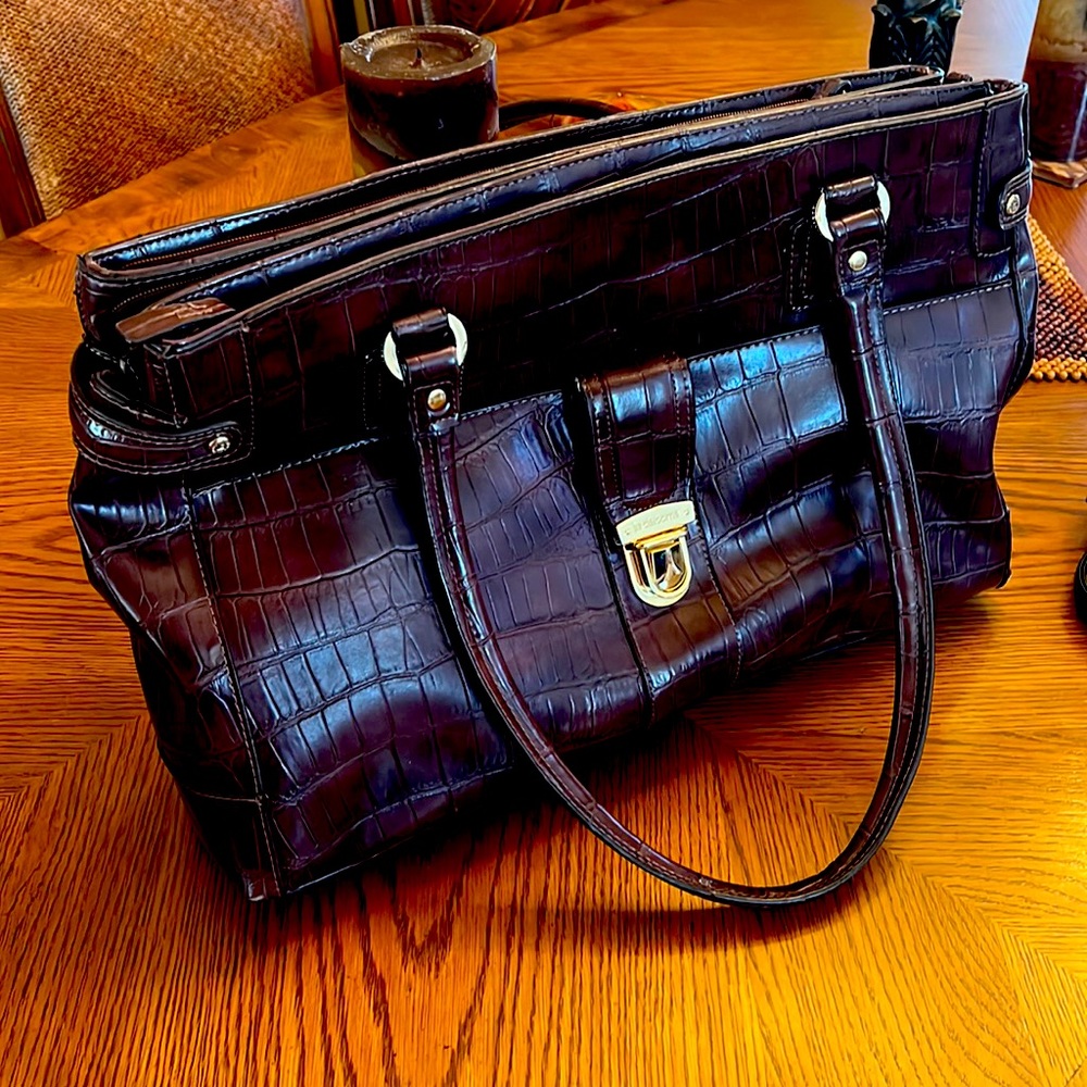 Vintage Liz Claiborne lady’s designer bag